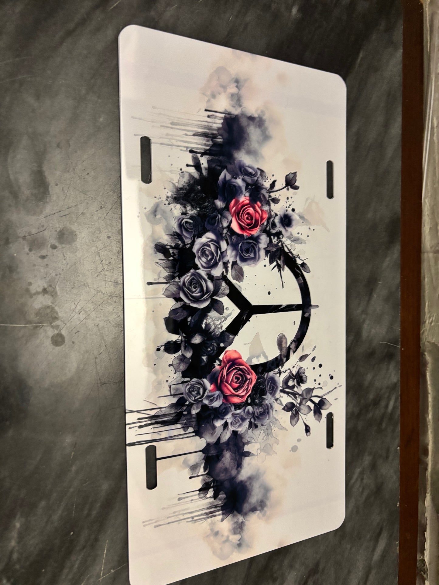 π Personalized License Plates β Make Your Ride Stand Out! π